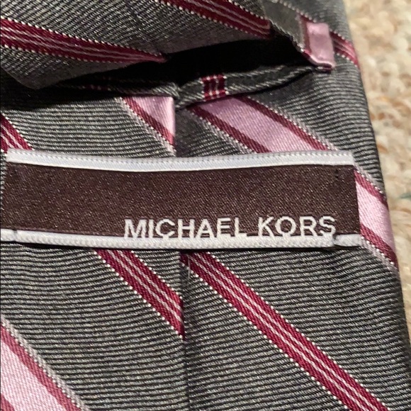 Michael Kors tie - Picture 3 of 4